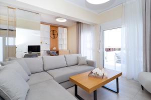 A seating area at Villa Baycasa