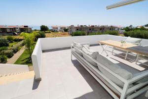 A balcony or terrace at Villa Baycasa