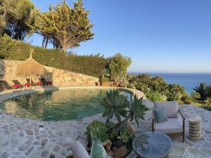 Swimmingpoolen hos eller tæt på REf 10 VILLA DOS AQUAS