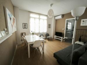 Posezení v ubytování FLORIT FLATS - The Ausias March Apartment