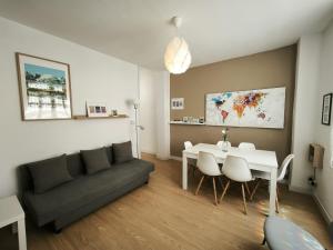 Posezení v ubytování FLORIT FLATS - The Ausias March Apartment