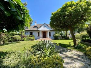 Κήπος έξω από το Villa Caterina