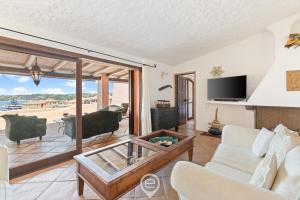 Μια τηλεόραση ή/και κέντρο ψυχαγωγίας στο Appartamento Le Terrazze