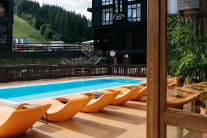 Bazén v ubytování Ganz & SPA nebo v jeho okolí