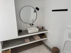 A bathroom at Casa Trece