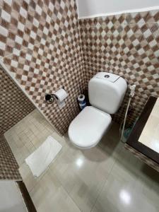 Ένα μπάνιο στο 27 Cafe Zanzibar Airport Hotel