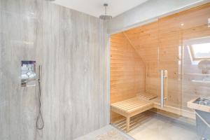 Bilik mandi di 1 Bed in Newburgh oc-h32593 +24 gambar