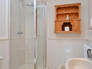 Koupelna v ubytování Belloch Cottage