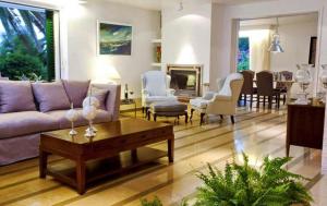 Posedenie v ubytovaní Unforgettable Orebic Retreat 8 Bedrooms Villa Peljesac Majestic Tranquil Oasis With Private Pool Breathtaking Adriatic Views