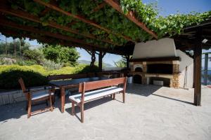 Balkón alebo terasa v ubytovaní Unforgettable Orebic Retreat 8 Bedrooms Villa Peljesac Majestic Tranquil Oasis With Private Pool Breathtaking Adriatic Views