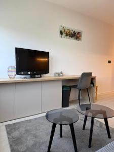 Μια τηλεόραση ή/και κέντρο ψυχαγωγίας στο Krivá Apartment