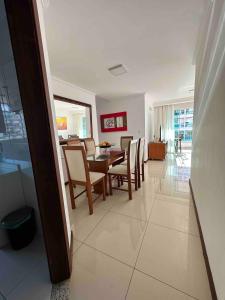 Φωτογραφία από το άλμπουμ του Apartamento Com Vista para o Mar a 350m da Praia das Dunas σε Κάμπο Φρίο