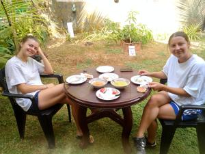 Gestir sem dvelja á Sigiriya Lions Rest Hostel