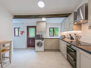 The Barn Houseにあるキッチンまたは簡易キッチン