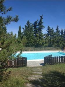 The swimming pool at or close to Agriturismo La Provenca