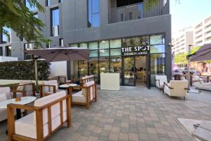 Το κτήριο όπου στεγάζεται  το διαμέρισμα