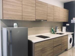 Kuchyň nebo kuchyňský kout v ubytování Manhattan Homes at i-City - WiFi TV Box & 1 Car Park