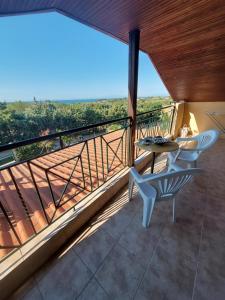 Μπαλκόνι ή βεράντα στο The Bougainvillea villa