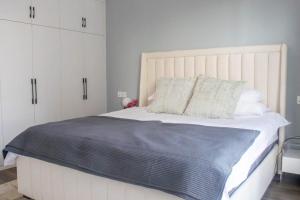 Postel nebo postele na pokoji v ubytování Raba properties