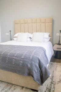 Postel nebo postele na pokoji v ubytování Raba properties + 12 fotografií