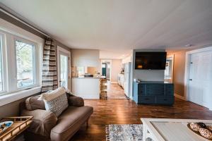 Η κουζίνα ή μικρή κουζίνα στο Cozy Keyes Cottage