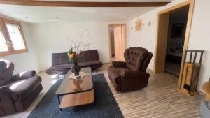 Posezení v ubytování Ferienwohnung Slavica Dorfstrasse 94 Randa