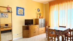 Kuchyň nebo kuchyňský kout v ubytování M446 - Marcelli, trilocale in residence con piscina