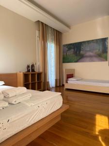 Postel nebo postele na pokoji v ubytování Villa in Elassona-Βίλα στην Ελασσόνα + 37 fotografií