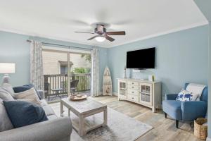 TV/trung tâm giải trí tại Forest Beach Villa - 2 BDR for 6