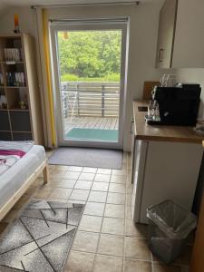 Postel nebo postele na pokoji v ubytování Zimmer in Lautrach