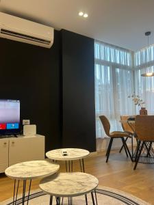 Galería fotográfica de Alles Komuna studio apartment en Tirane