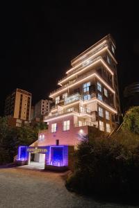 Budova, kde se aparthotel nachází