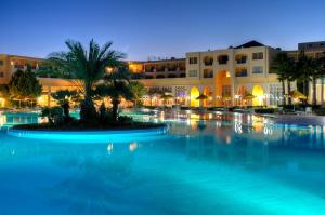 Bazén v ubytování Verdi Tunis Beach Resort nebo v jeho okolí