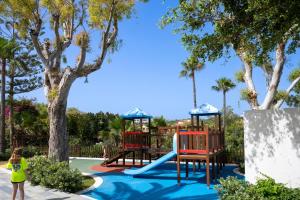 Bazén v ubytování Leptos Panorama Hotel nebo v jeho okolí