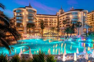 Πισίνα στο ή κοντά στο Arycanda Kirman Premium - Ultra All Inclusive