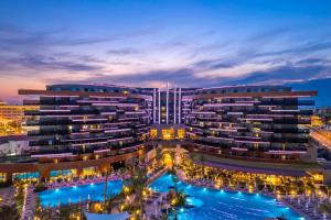 Bazén v ubytování Calyptus Kirman Premium - Ultra All Inclusive nebo v jeho okolí