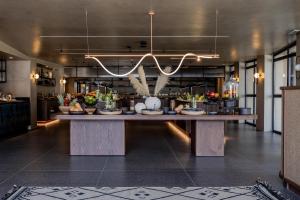 A cozinha ou cozinha compacta de Pnoe Breathing Life - Adults Only