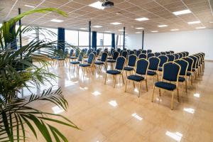 Der Geschäftsbereich oder Konferenzraum in der Unterkunft Hotel Amic Horizonte