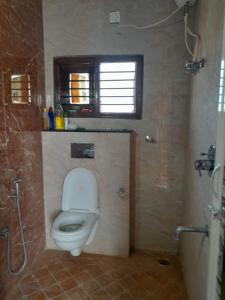 Ένα μπάνιο στο 1st Floor 3 BHK Private Stay