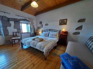 Postel nebo postele na pokoji v ubytování Holiday home in Dobrec 15114 + 30 fotografií