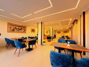 Area soggiorno di THree PYramiDs & SPhinX HoTeL
