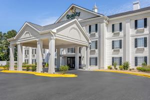 a rendering of the front of a hotel at Quality Inn Pooler - Savannah I-95 in Savannah