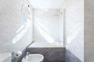 Ένα μπάνιο στο Lopimar Segrelles +22 φωτογραφίες