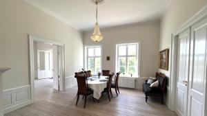 Prostor za sedenje u objektu Hesede Hovedgård