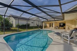Πισίνα στο ή κοντά στο 373 - Stunning 4 Bedroom Villa with own Private South East Facing Pool