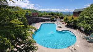 Kolam renang di atau dekat dengan Best 3King EnSuites, Views, Game&Theater Rms, Pool