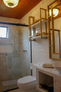 Koupelna v ubytování Pousada Santa Luzia chalé exclusivo para casais