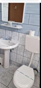 Ένα μπάνιο στο Casa mara