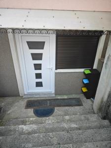 Fotografija v galeriji nastanitve Apartments INBOX v mestu Kostrena