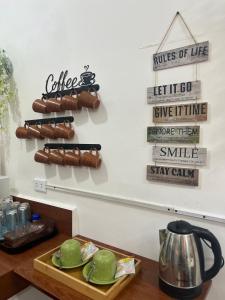 Kemudahan buat kopi dan teh di Eulmar Guesthouse in Olango
